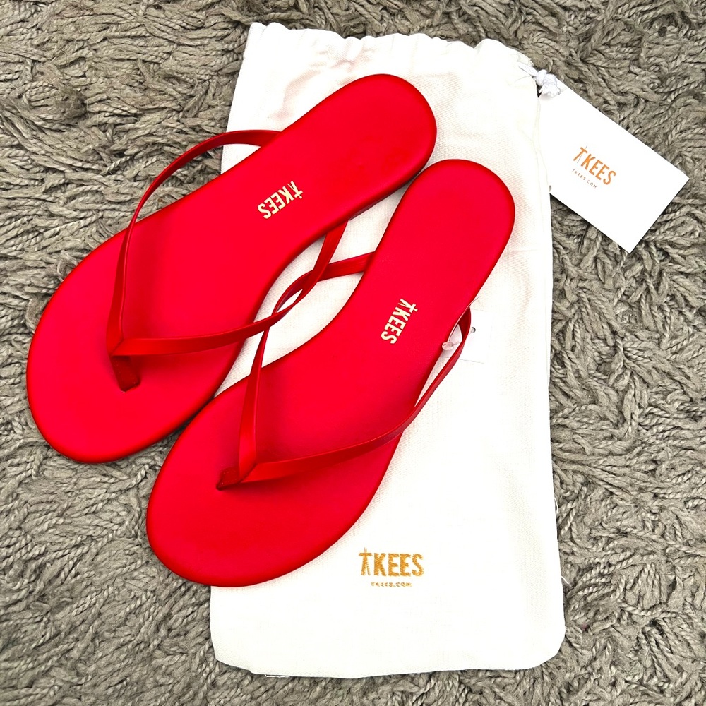 TKEES Beautiful, Rich Red Flip Flops Sandals, size 8